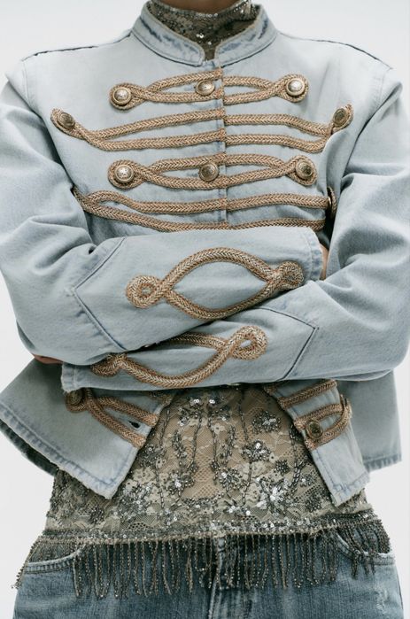 Джинсовка Zara.