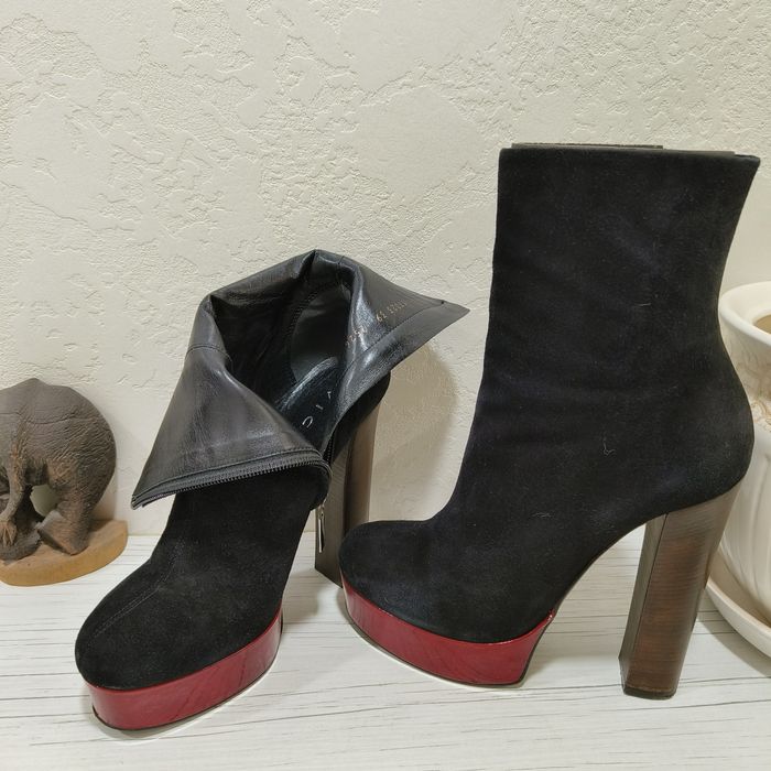 Ботиночки кожанные р.39