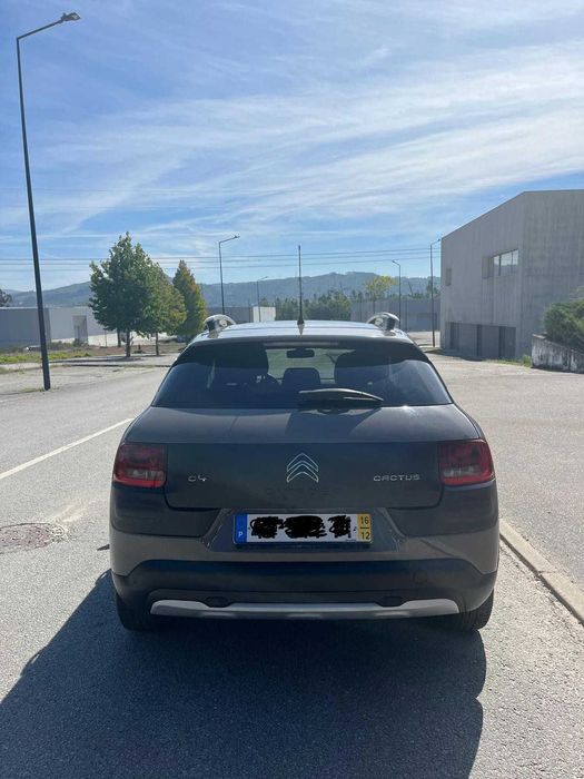 Citroën C4 Cactus 1.2 Pure Tech Rip Curl