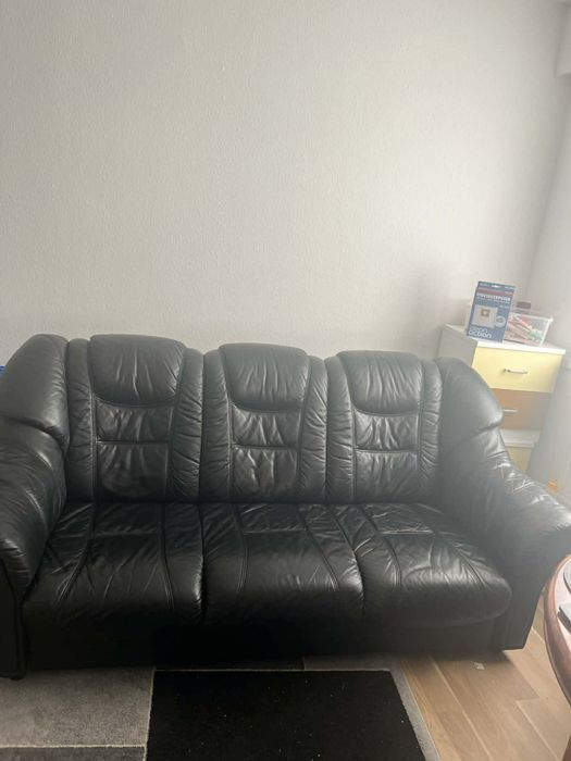 Диван із кріслом з Європи