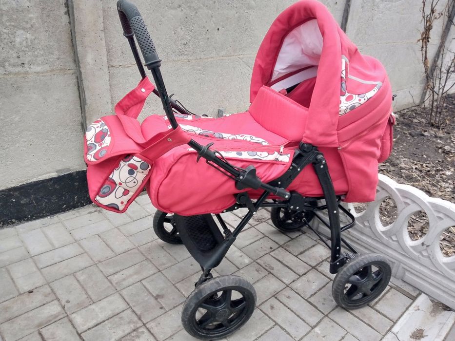 Продам детскую коляску.