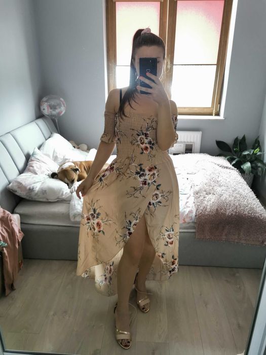 Sukienka długa na lato w kwiaty