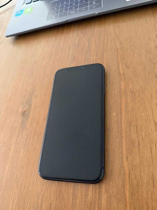 Iphone 11 64 g em ótimo estado