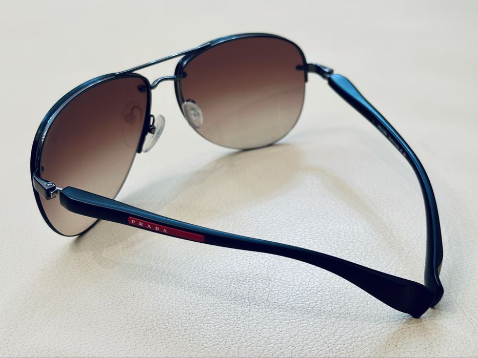 Очки солнцезащитные Prada. Новые. Оригинал