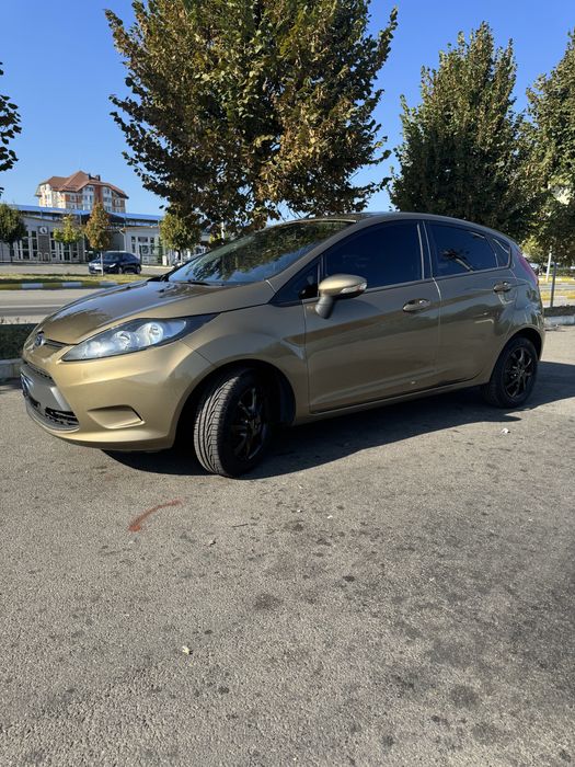 Ford Fiesta 2012 1.4 бензин автомат