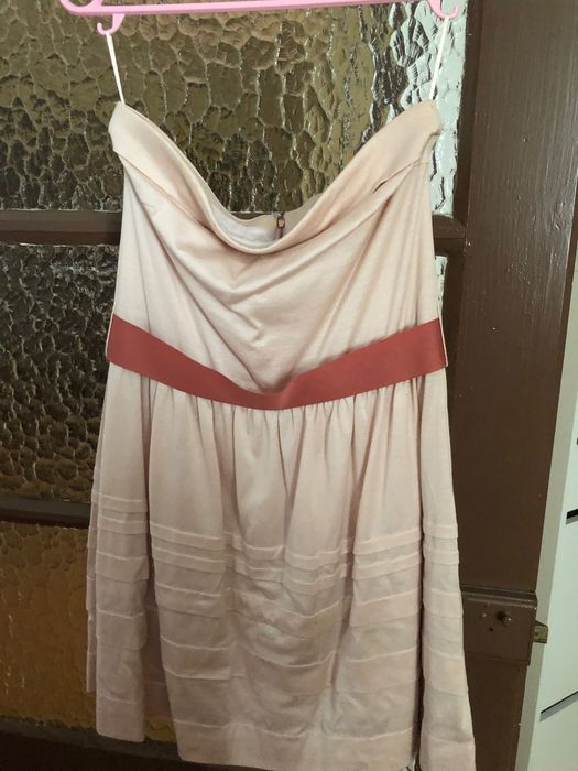 Vestido rosa curto