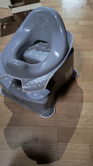 nakładka na toalete i podnóżek