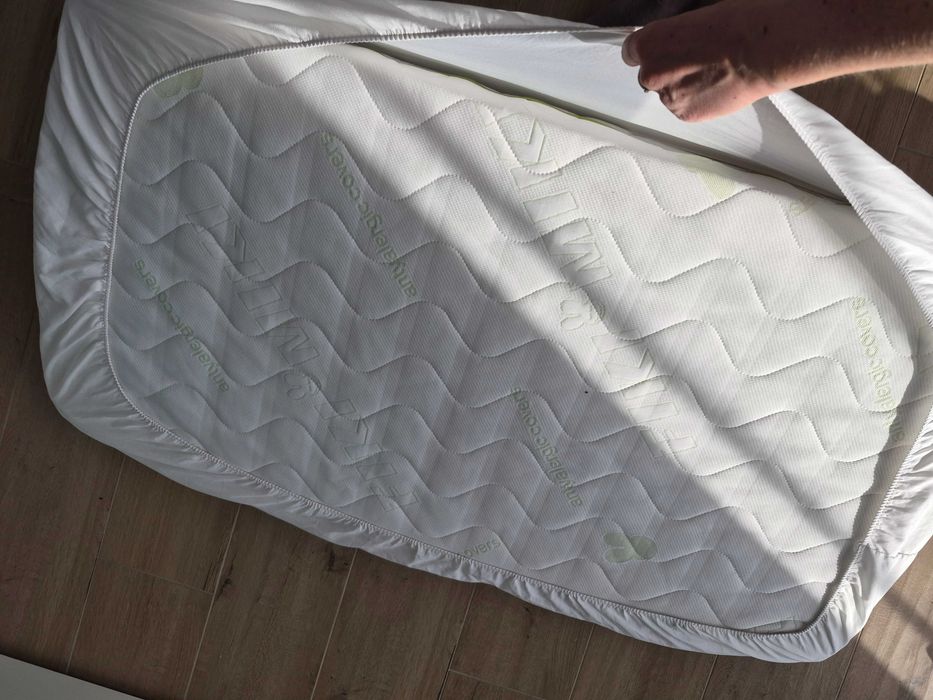 Łóżeczko niemowlęce 120x60 z materacem i szufladą