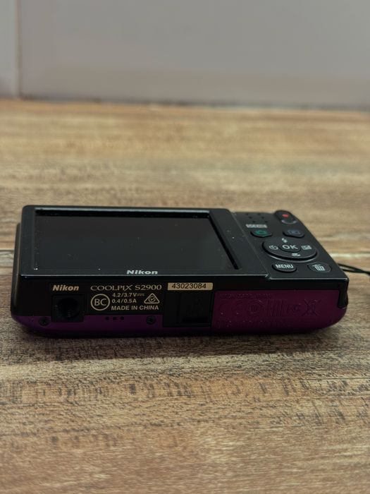 Продам цифровий фотоаппарат NIKON COOLPIX S2900 в гарному дуже стані
