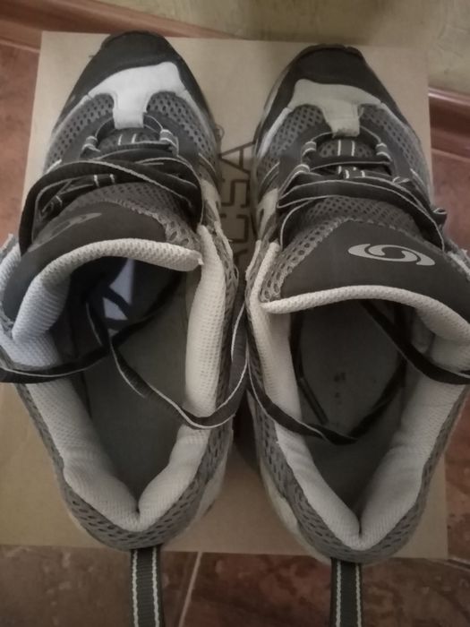 Кроссовки  Salomon (р.38).