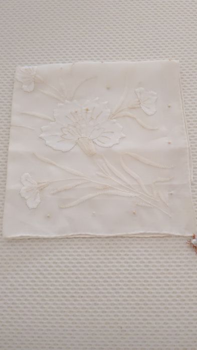 Lenços bordados Madeira