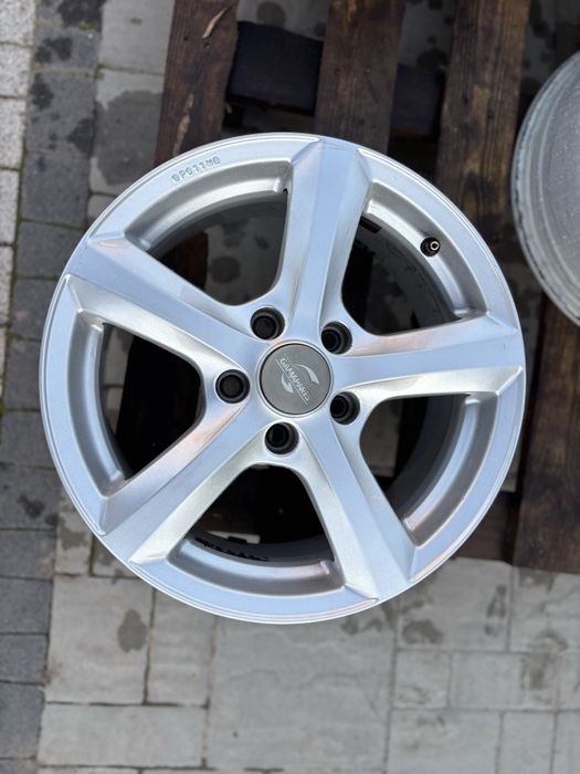 Продам диски r16 5/112