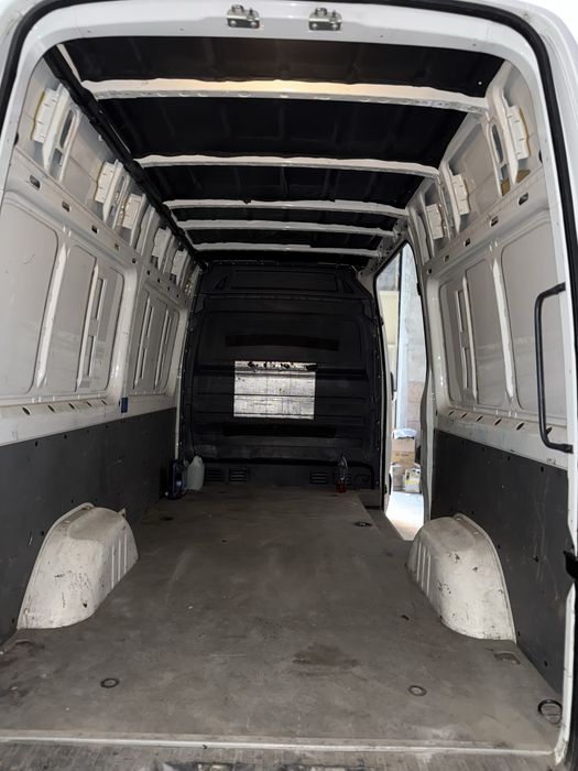 Volkswagen Crafter 2011 рік