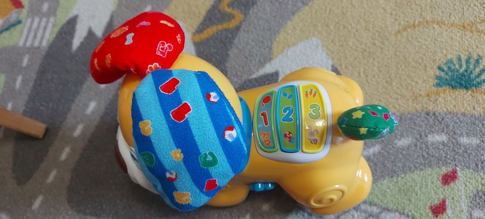 Cão cucu clementoni