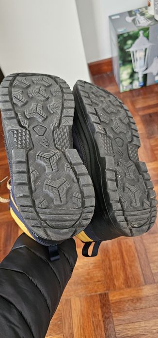 Botas caminhada dechatlon Quechua novas64862541722625125