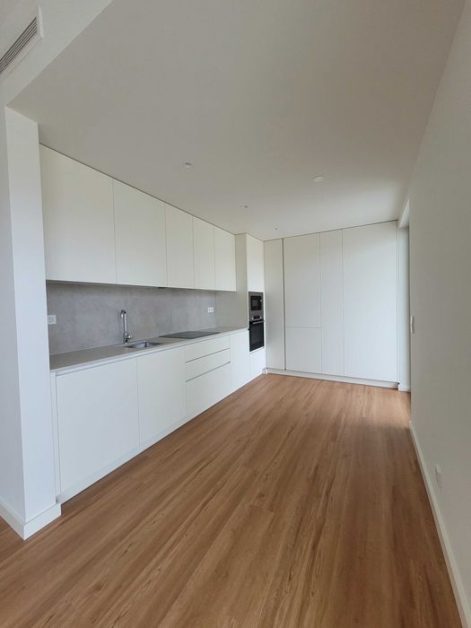 T1 em condomínio fechado para Arrendar na Alta de Lisboa- RESERVADO