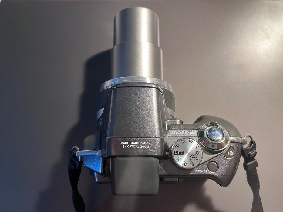Olympus SP-550UZ 18x Zoom sony Ультразум nikon Стабилизация canon CCD