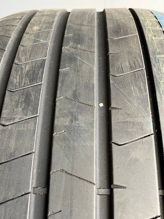 Шины БУ 305 40 275 45 R 20 Pirelli PZero pz4 RunFlat Разноширокий Лето