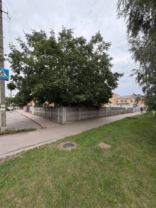 Продаж магазин сауна гаражі