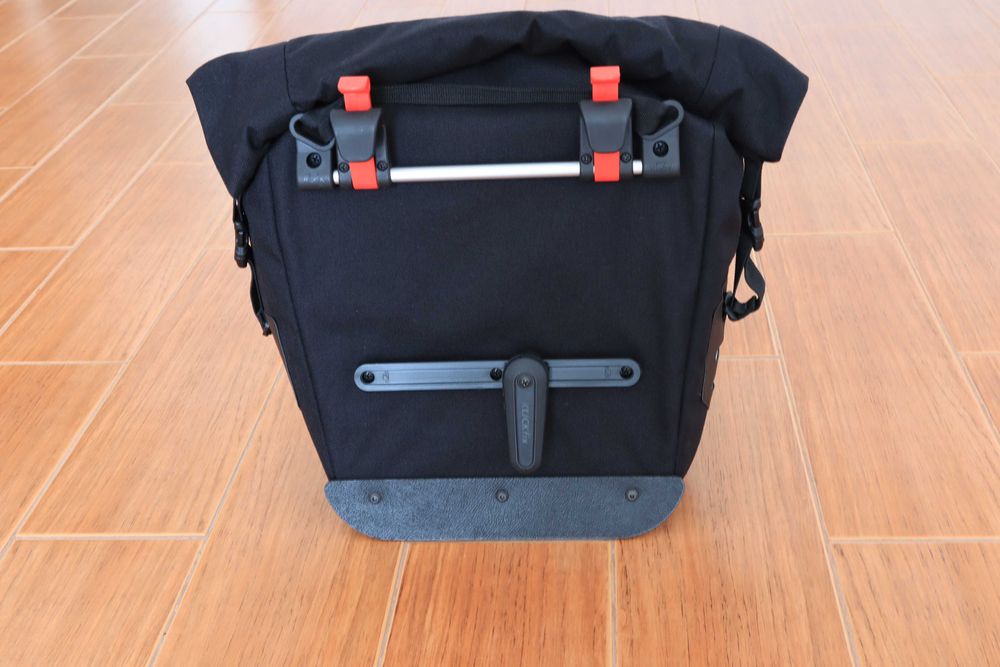 Dois alforges de bicicleta Restrap