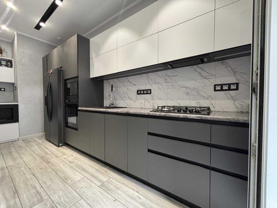 Стильна 2-кімнатна квартира з авторським дизайном у ЖК «28 Перлина»