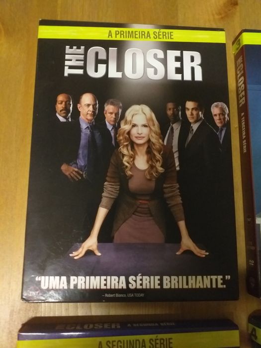 Police Drama Series The Closer Seasons 1, 2, 3, and 4, Price per Unit, CTT Shipping64552767173121122
