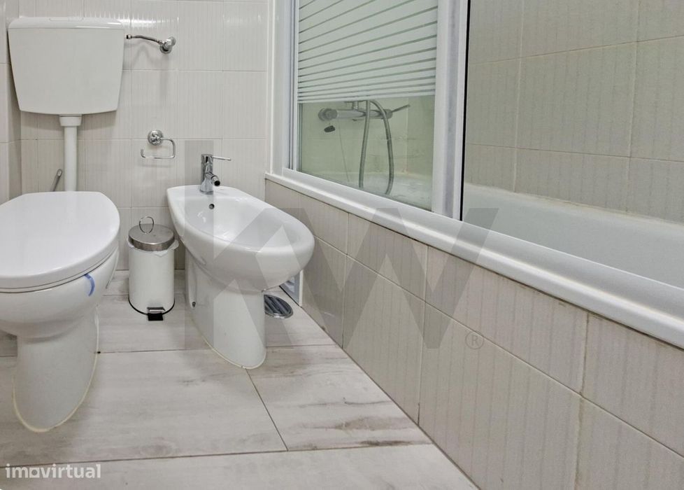 Apartamento T2 muito amplo, com ar condicionado, Sofisticado na Presti