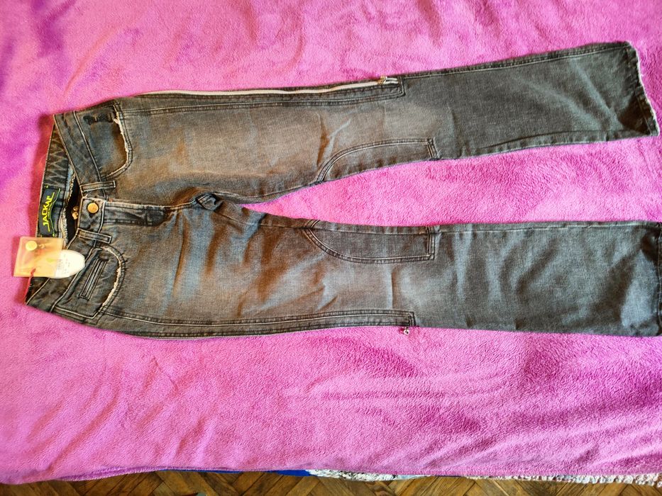 Джинси Італія, сексі джинси