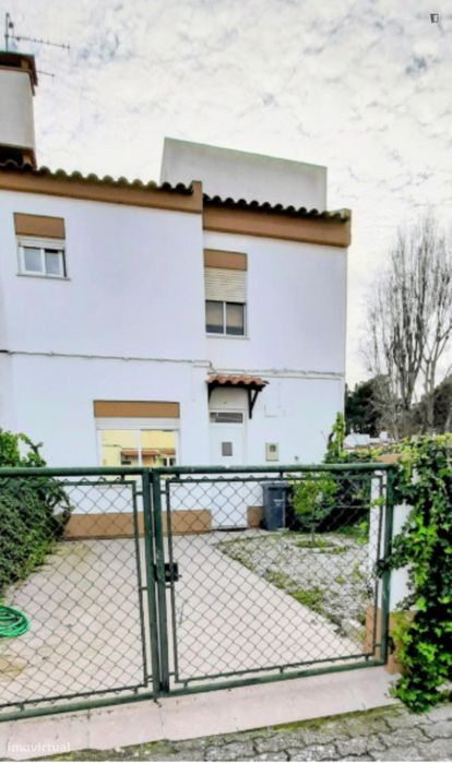Casa com 2 quartos - localizado em Setubal