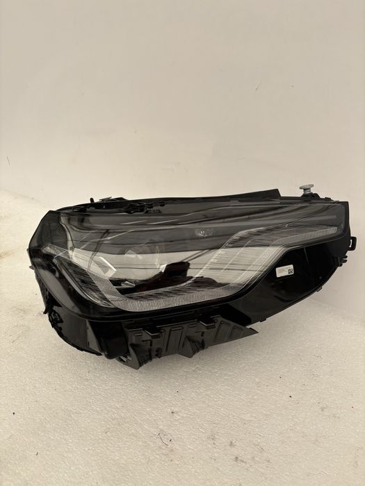 BMW 2 G42 21- SHADOW BLACK Full Led lampa prawy przód prawa EU