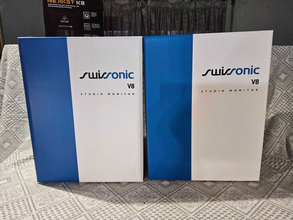 1 Ano de GARANTIA Só por 15 dias desc de 35%  SWISSONIC V8  SEMI-NOVAS