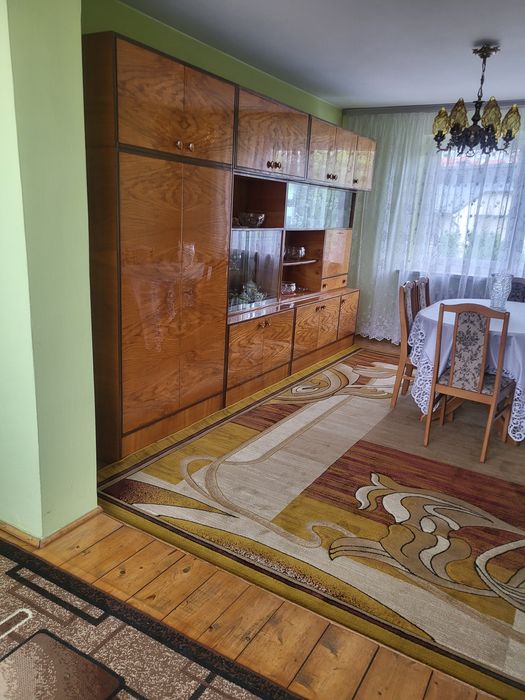Dom z 5 pokojami -  do wynajęcia - Więcej