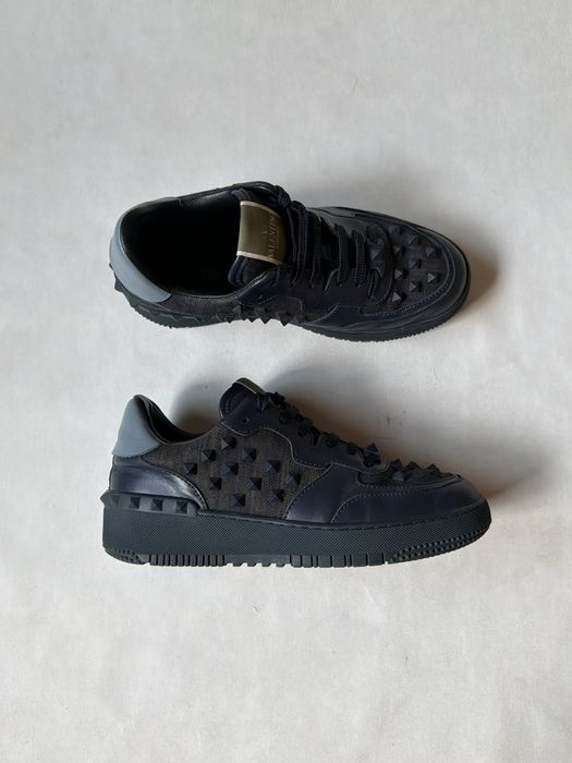 Valentino Rockstud Basket Low Leather/Denim Sneakers Shoes кроссовки кеды сникерсы с шипами валентино