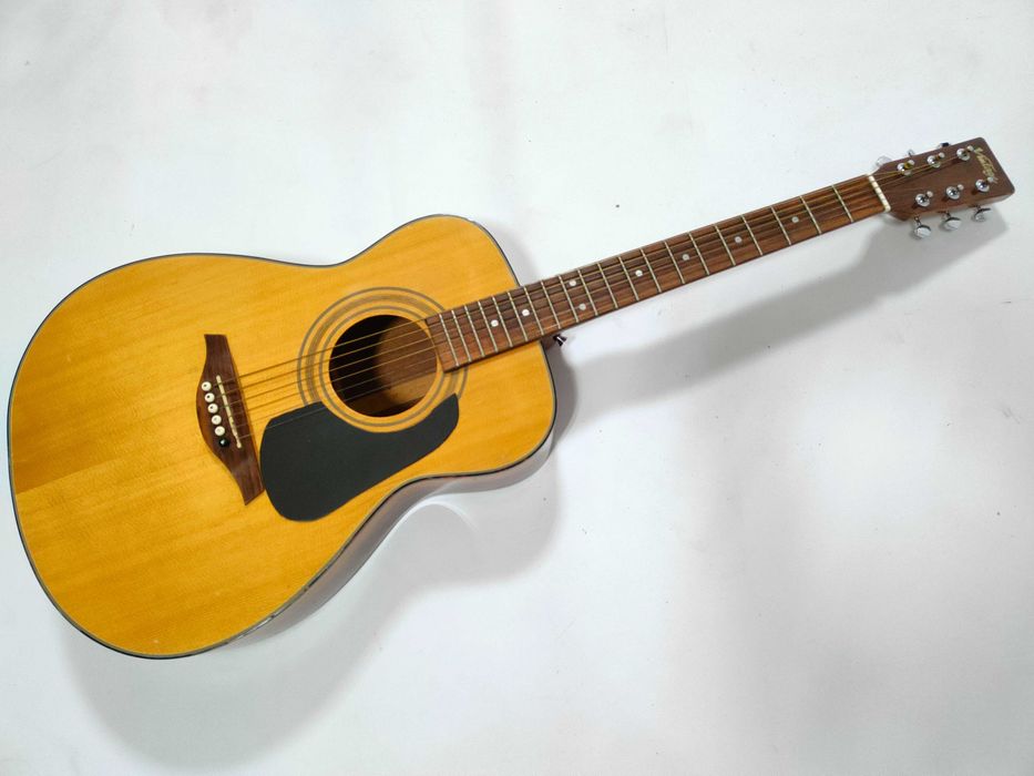 Gitara akustyczna Vintage VE 1300N