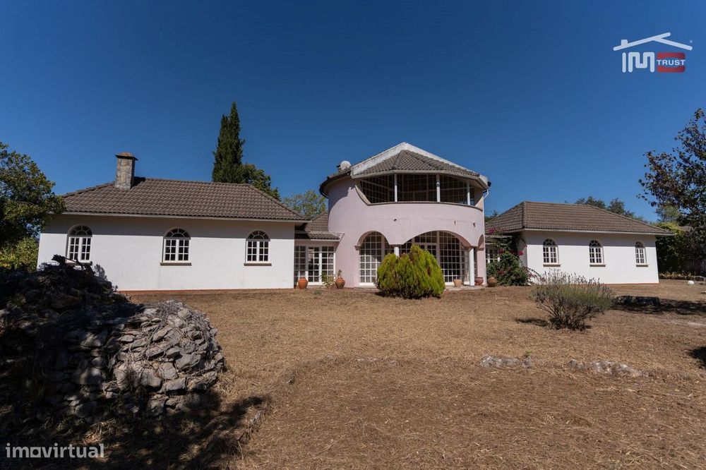 3-Bedroom Detached House Located 6 km from Fátima