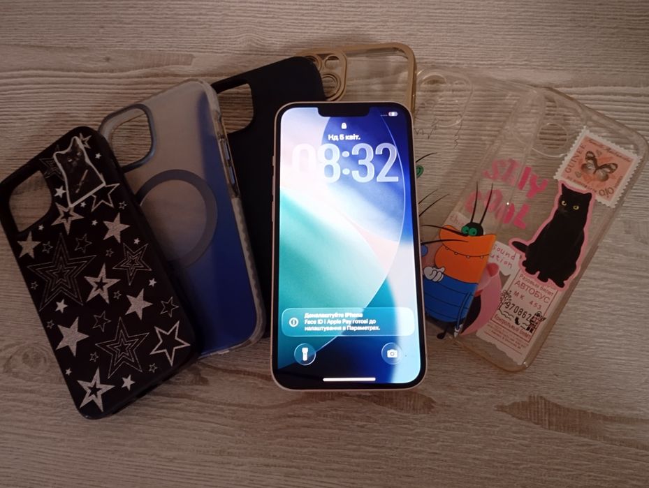 Продам у відмінному стані iPhone 13