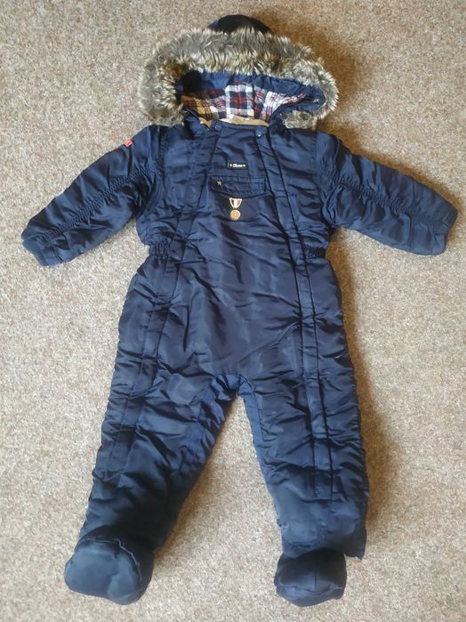 Теплый комбинезон для мальчика