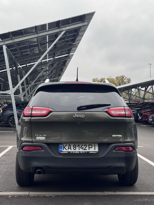 Jeep Cherokee 2015 рік