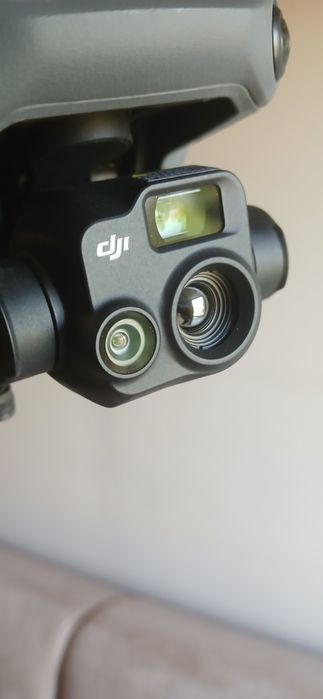 Filmowanie dronem • FPV • Nieruchomości • Eventy • Reklamy