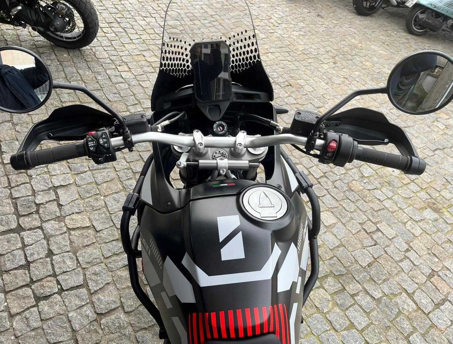 Ducati DesertX RR22 Saturn Grey de 2024