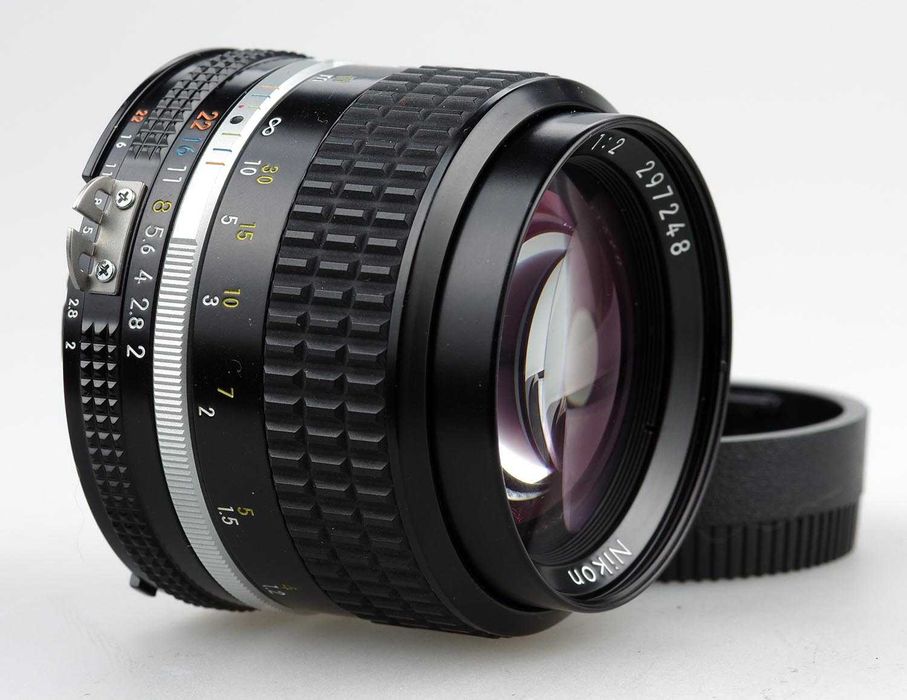 NIKKOR 85/2.0 Ai-s – класичний портретник від Nikon