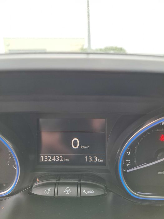 Peugeot 2008 1.2 Allure 2014
