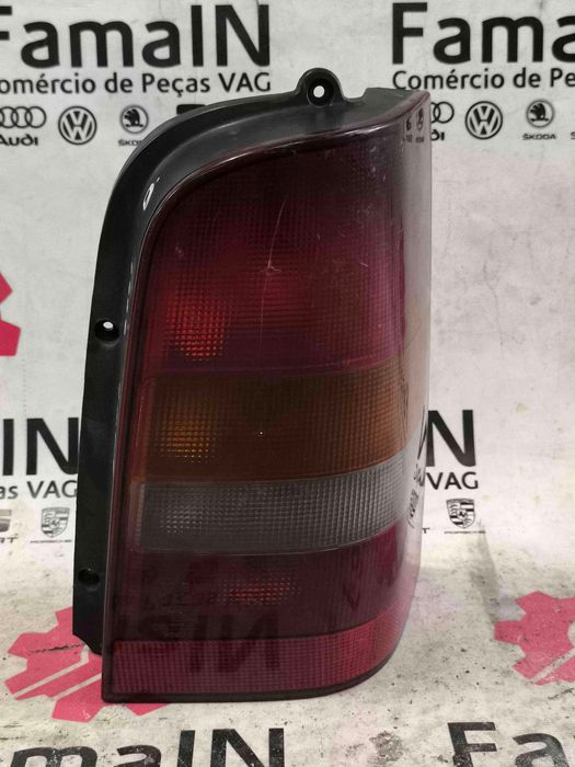Farolim Direito MERCEDES-BENZ VITO Caixa 6388201364 (OEM) | 6388201564 (OEM) | 6388201764 (OEM) | 6388201964 (OEM)
