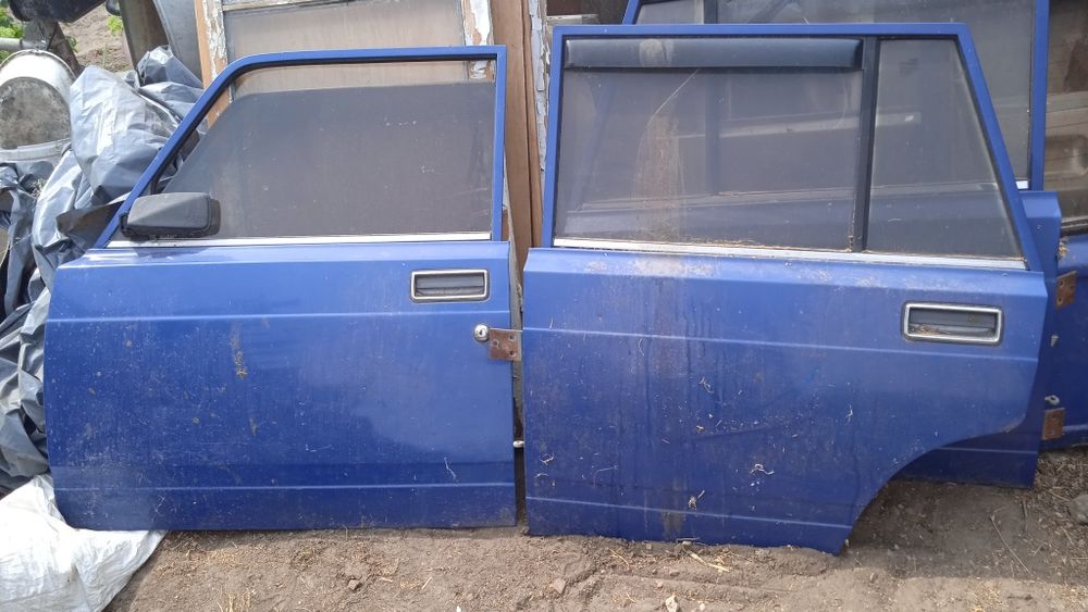 Продам Кузовні деталіі ваз 2104