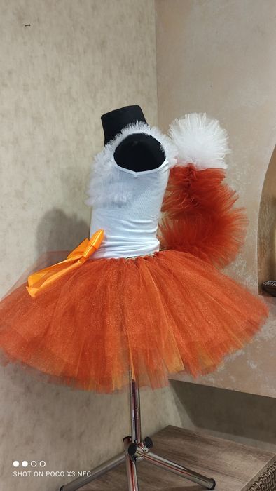 Хвіст для костюма білочка, лисичка. Каркасний, фатиновий.