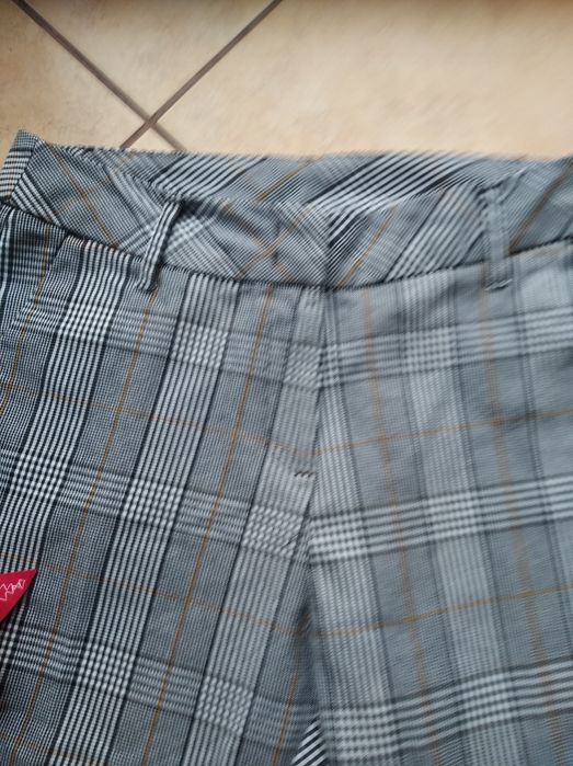 Spodnie w kratkę Esmara szare r.38