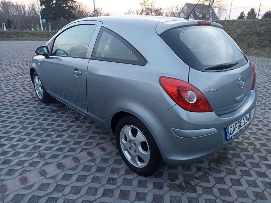 Opel Corsa D 1.2 benzyna z Niemiec