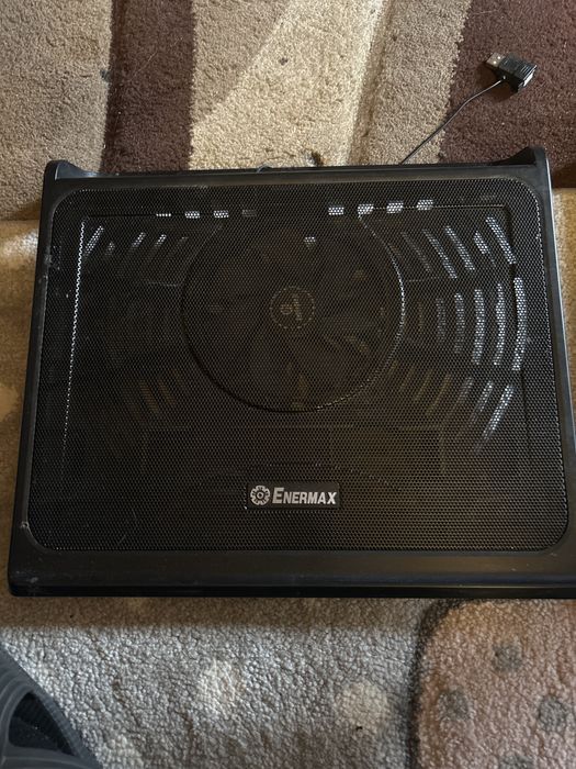 Wentylator do laptopa. Enermax