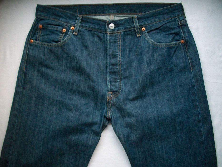 Классические джинсы Levis 501 размер 36 -32 пошив Болгария