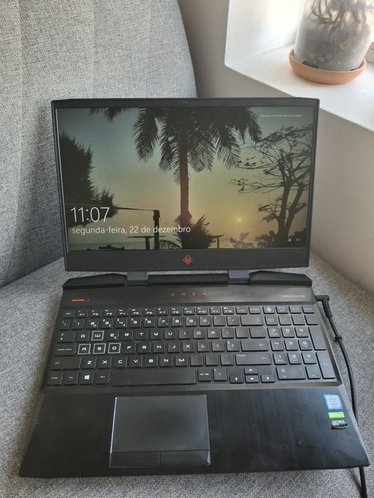 HP OMEN LAPTOP 8gb & 238gb